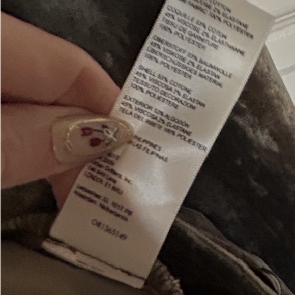 Anthropologie Velvet Shacket,  Army Green, NWOT, size Medium - Picture 8 of 8